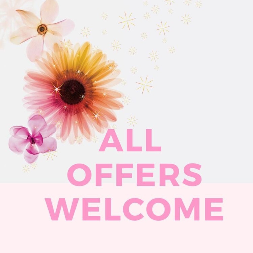 💖 ALL *reasonable* OFFERS WELCOME!! 💖